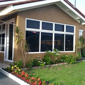 https://relax-villa.hotelsochorios.net